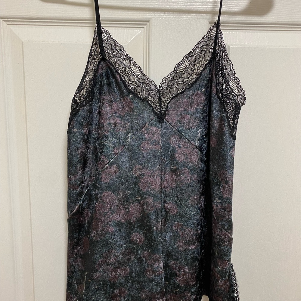 Zara velvet lace trim tank size small